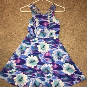 Size 8 girl dress stretch material